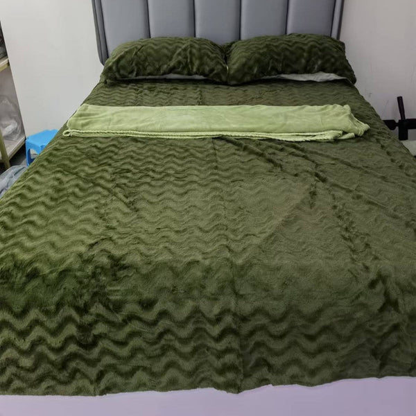 Special treatment 1.5-1 four-piece set of milk fleece sheets, pick up the leak price of 112 yuan, no refund or exchange