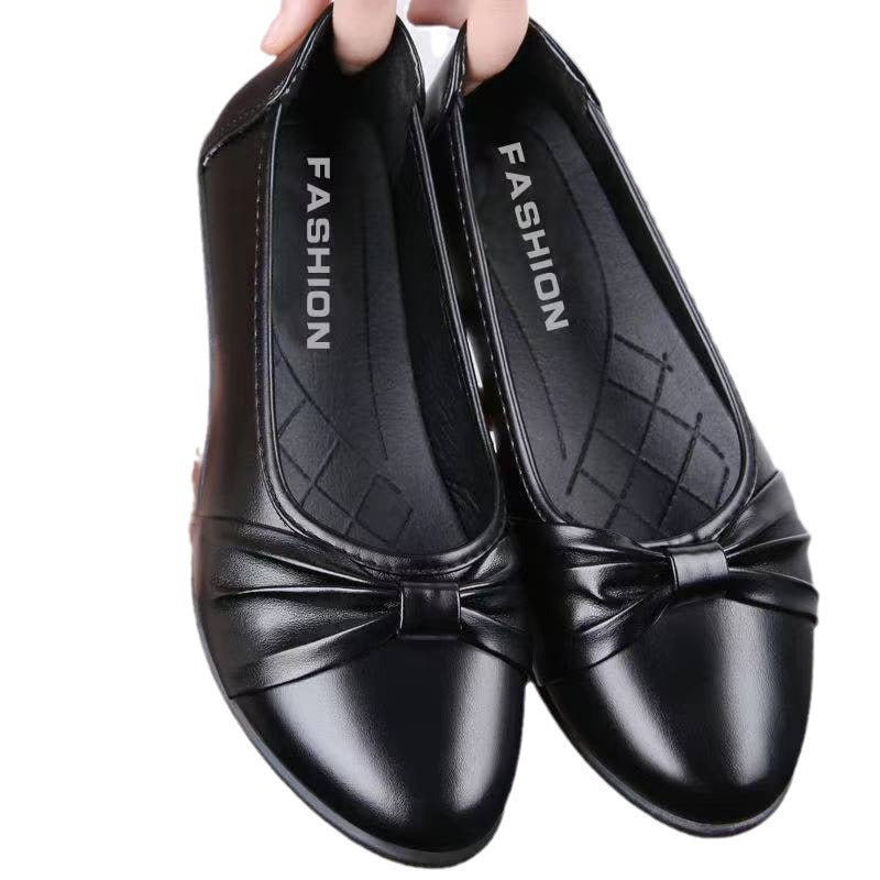 Live broadcast dropshipping soft leather soft bottom ladieswear shoes flatsabrasion resistantwaterproofbows work shoes micro business group purchase