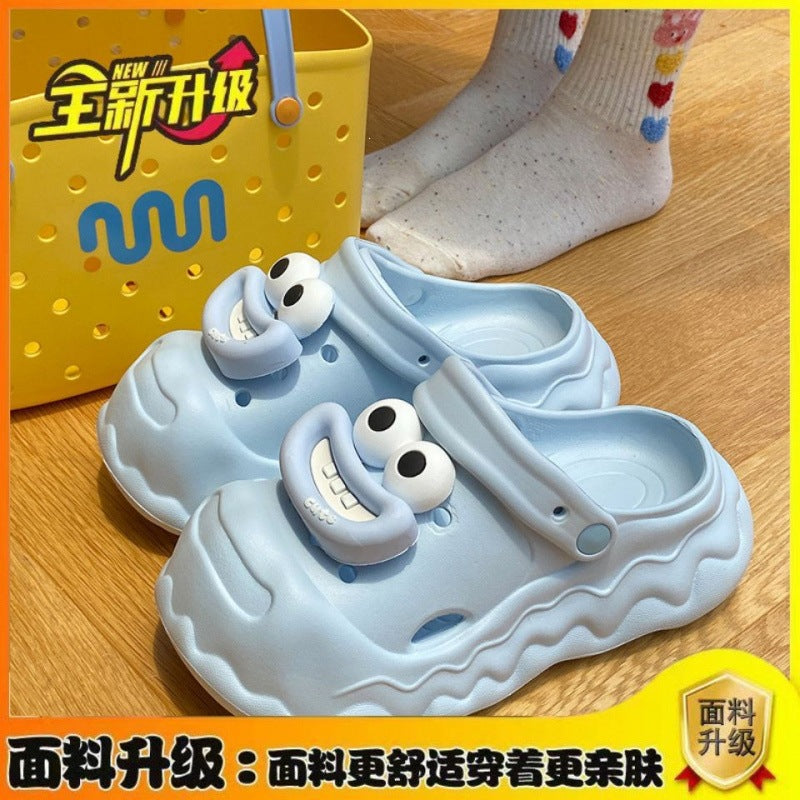 Cute cartoon hello kitty clogs - fairy style outdoor summer thick sole height increasing non-slip "stomping on clouds" beach closed-toe slippers