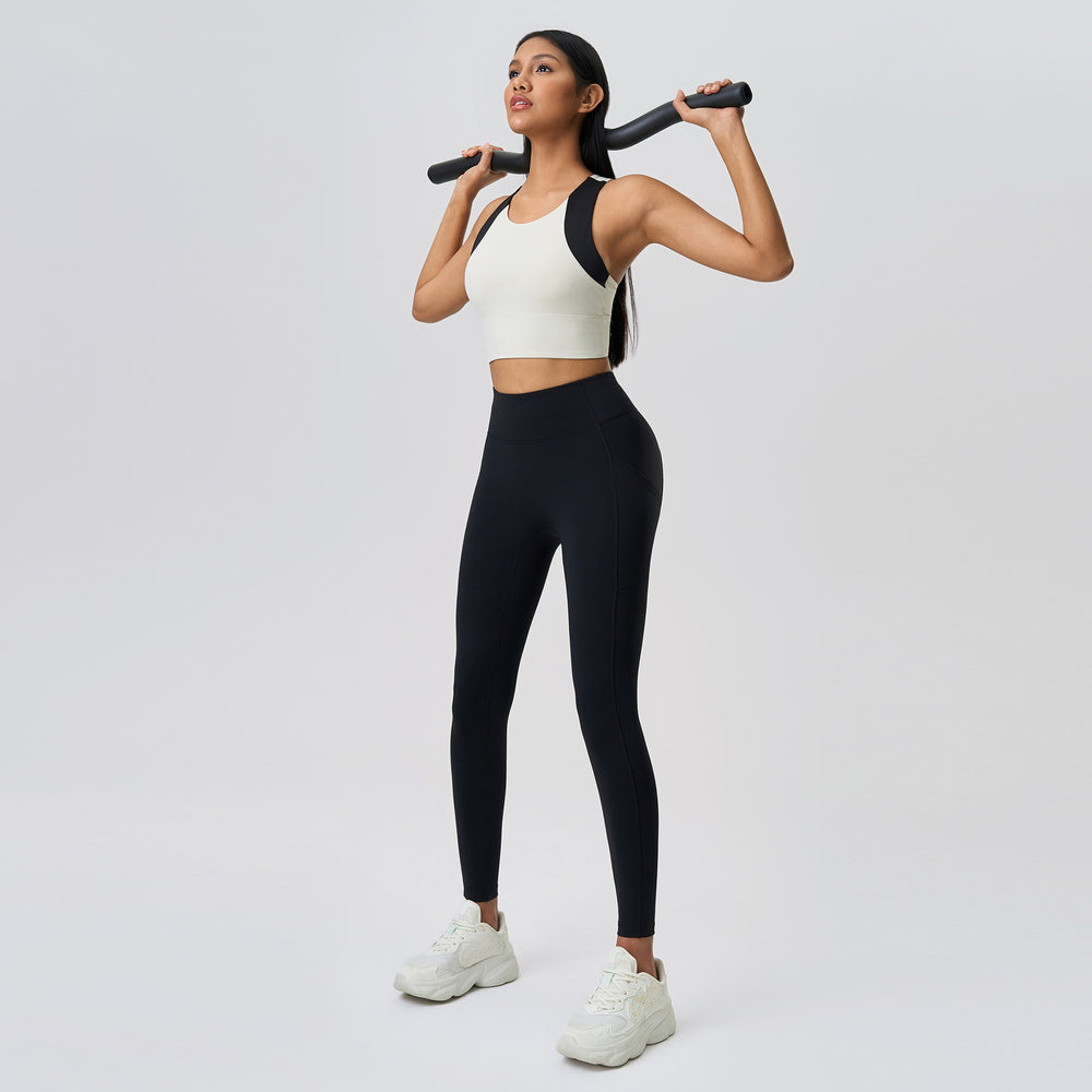 Spring/summer new arrival: trendy color-blocked cropped sports tank top for women - built-in bra pads, push-up, beautiful back design, yoga bra d25067