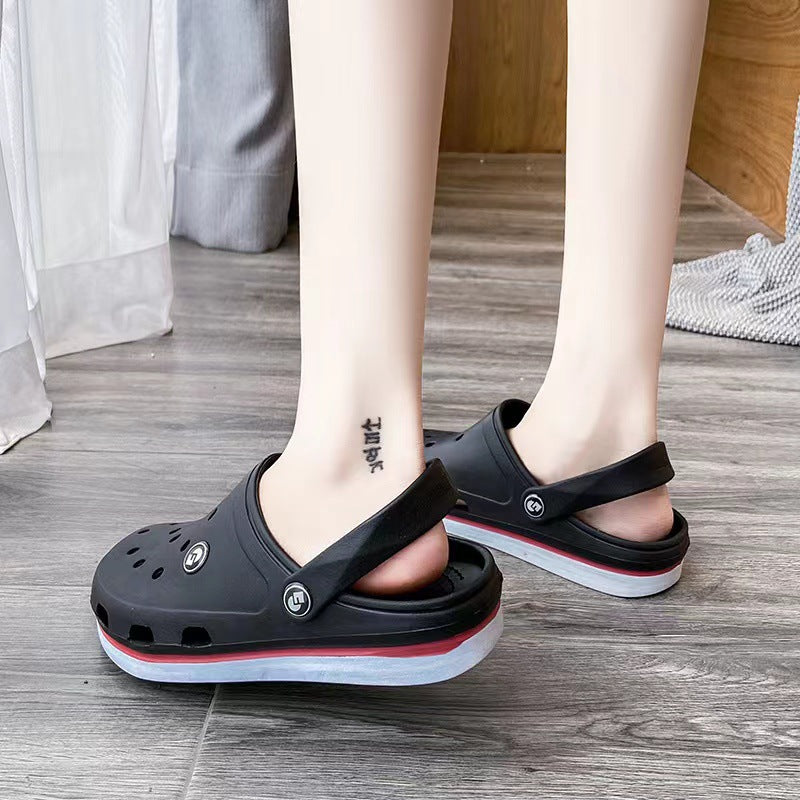 Customized 2022 new clogs women's summer outdoor korean style couple fashion beach shoes wear-resistant sandals and slippers for men