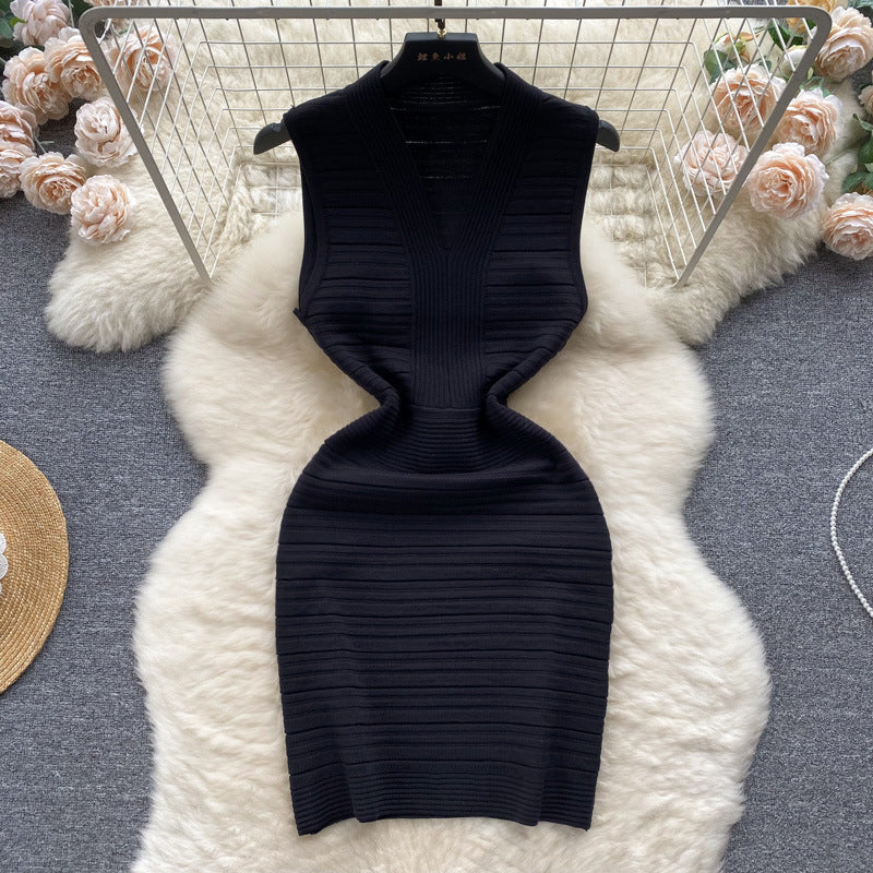Sleeveless knit tank dress - women's summer lightweight v-neck pleated design, light luxury, slim fit, bodycon mini dress