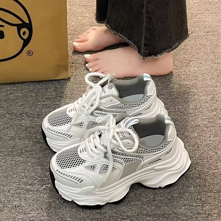 2026 spring/summer new breathable mesh chunky sneakers, niche thick-soled casual shoes, fashionable athletic women's flats, height-increasing women's shoes