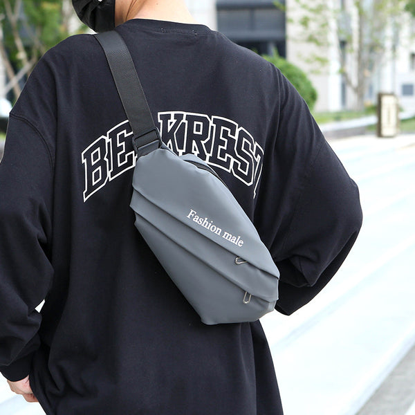 New trendy men's breast bag casual messenger bag men's high-end shoulder messenger bag simple travel satchel