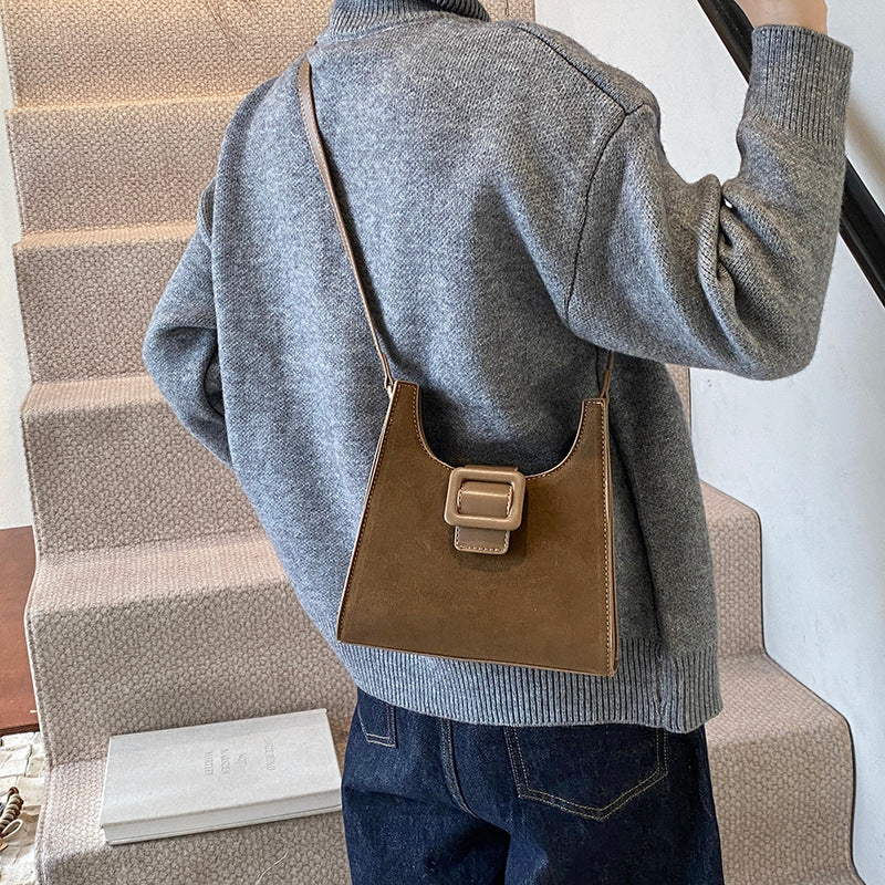 Small bag women's 2025 autumn and winter new fashion versatile messenger bag texture small bag saddle bag