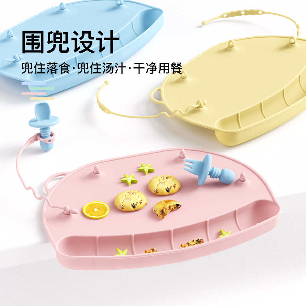 Children's placemat Suction cup type table mat with pocket Waterproof and anti-dirty pick-up meal bag Baby portable kindergarten silicone table mat