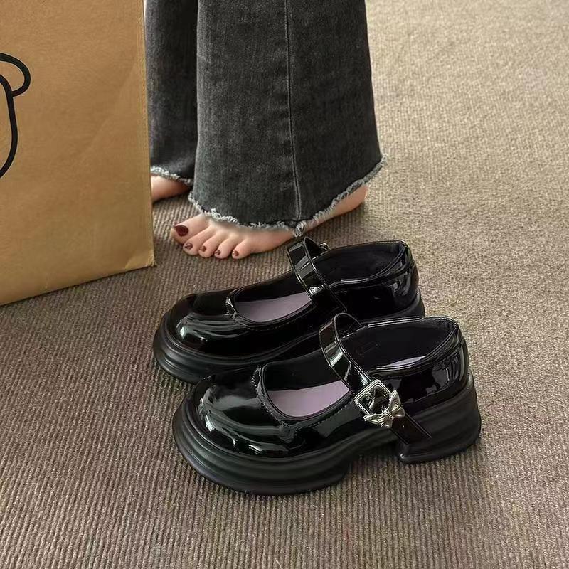 Korean version of black thick heel platform small leather shoes women's 2024 spring new heightening Mary Jane shoes shorty Le high heels