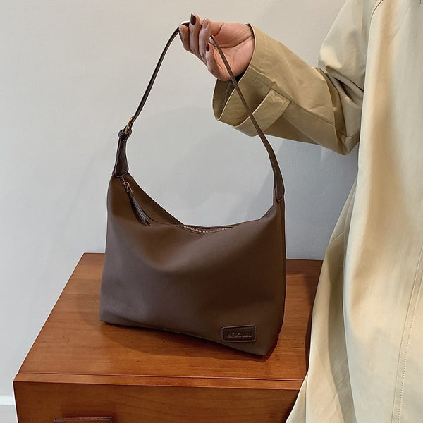 Simple tote bag Student class shoulder bag Large capacity messenger bag Fashion leisure commuter bag Foreign style women's bag