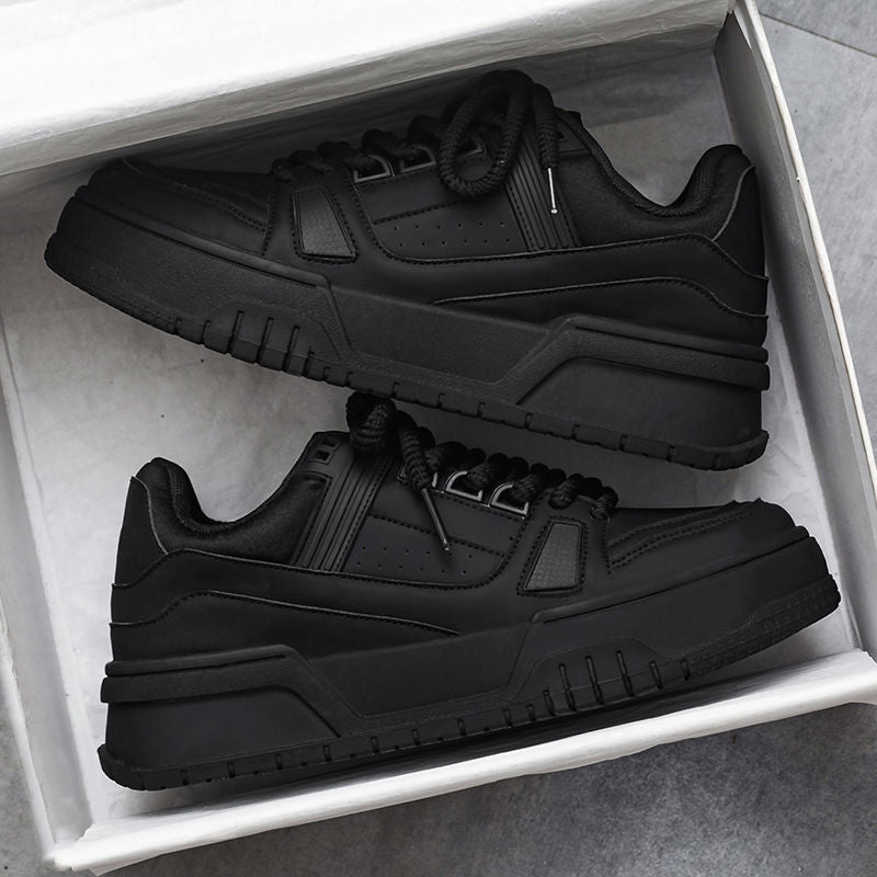 Men's spring/autumn niche design versatile casual solid black skate shoes youth sports thick sole height increasing bread shoes trendy sneakers