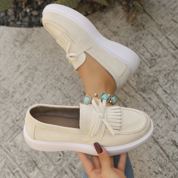 spring new arrivals: plus-size chunky sole casual flats for women (sizes 36-43). wholesale available. dropshipping to  accepted