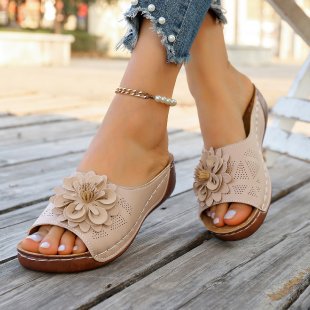 summer new arrival: plus-size wedge heel slippers for women (sizes 36-43). wholesale available. dropshipping to  and