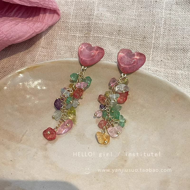 Colorful heart-shaped crushed stone tassel earrings - women's long earrings, spring getaway style, face-slimming, statement accessories