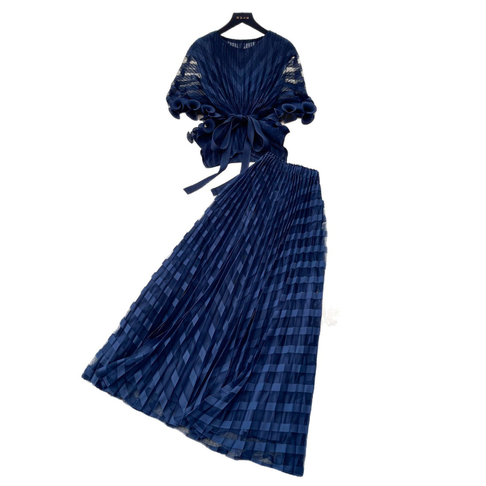 French chic lace v-neck two-piece set for women -  summer collection: tie-waist pleated skirt, slimming and elegant