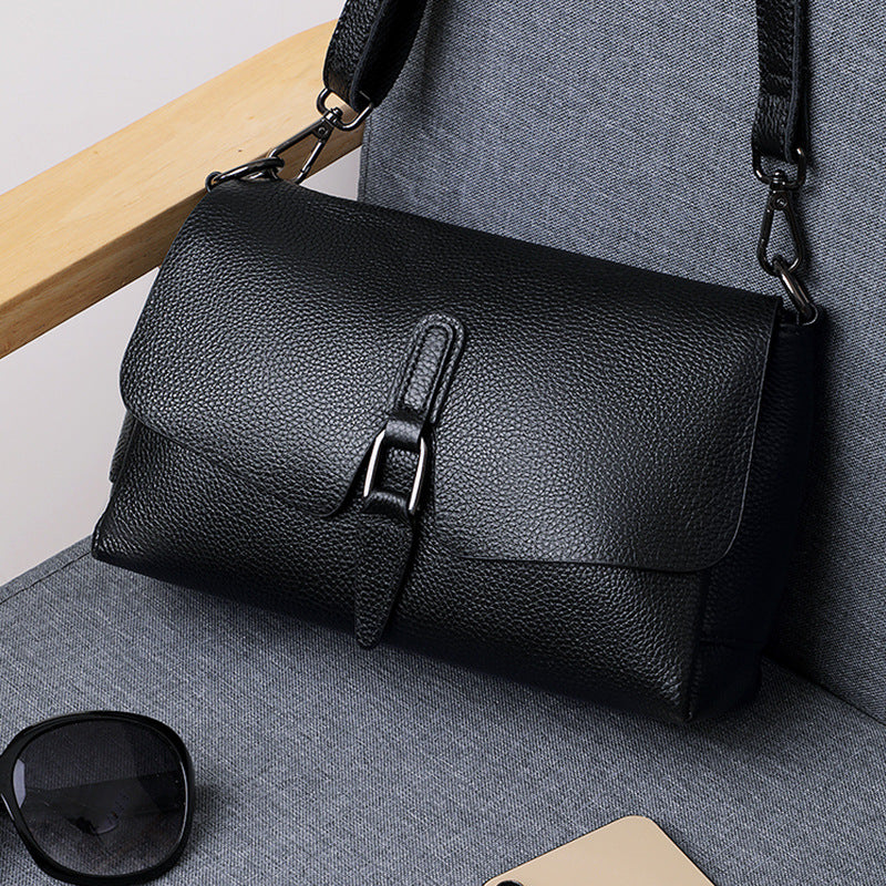 First layer cowhide women's 2025 new leather shoulder messenger bag fashionable versatile large capacity women's small bag