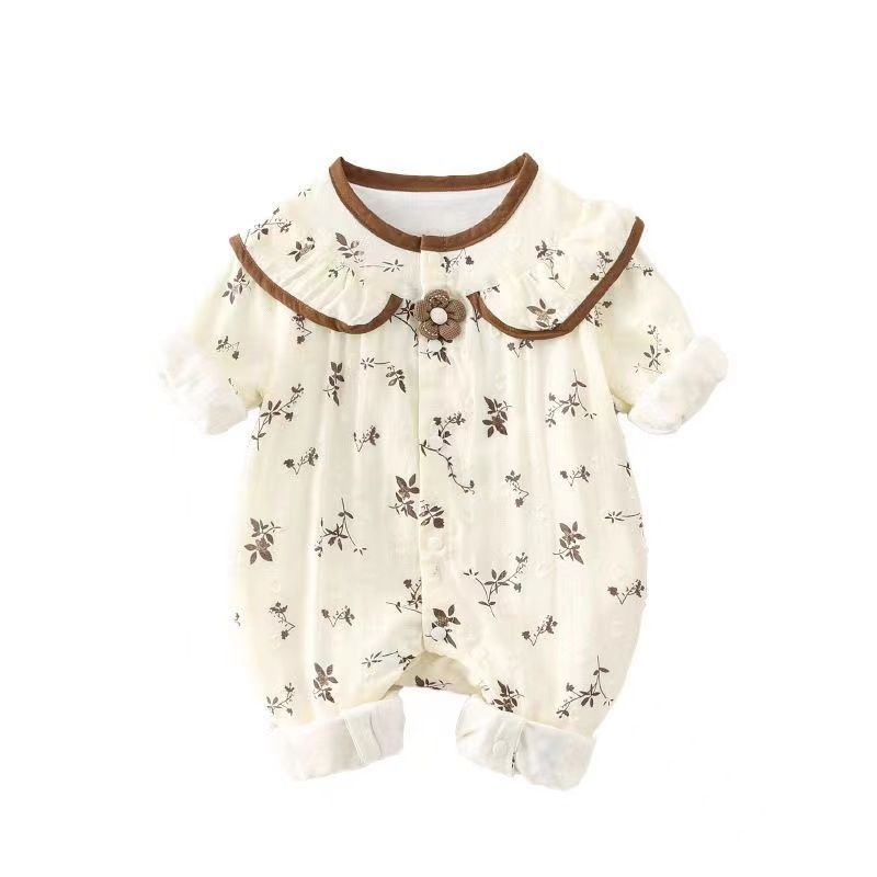 Baby girl's stylish romper, perfect for full-month celebrations, 100-day milestones, princess outings, and as a spring/autumn outdoor crawler suit