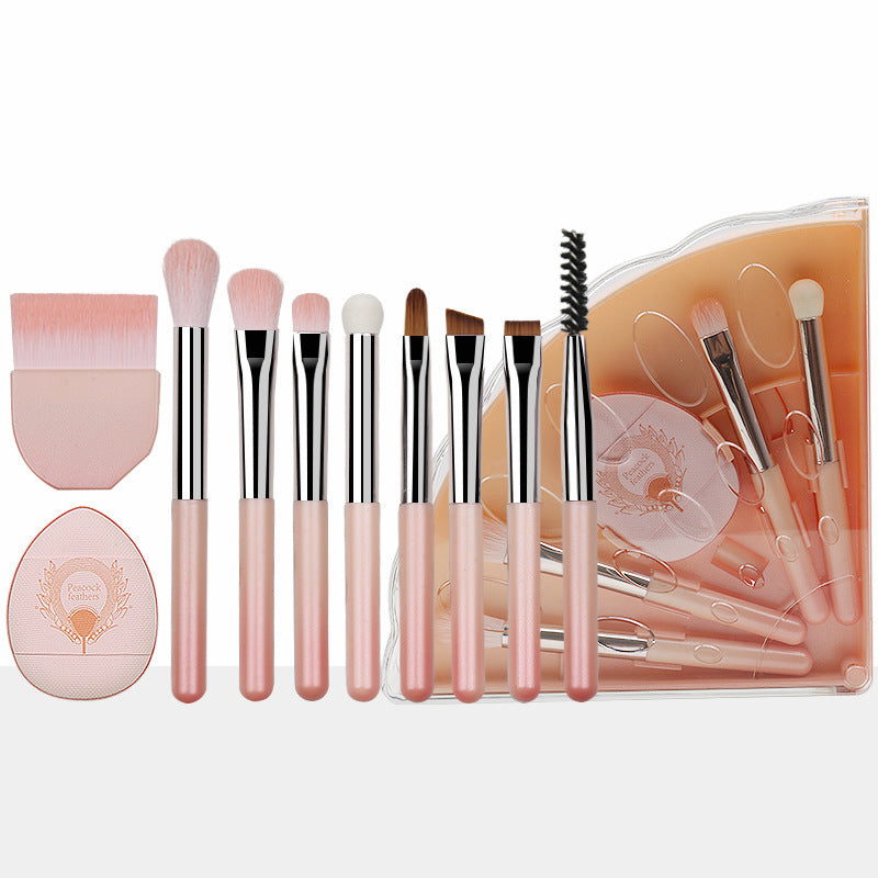 Portable makeup brush set - multifunctional mini travel kit with foldable storage, includes concealer, eyeshadow, and other brushes