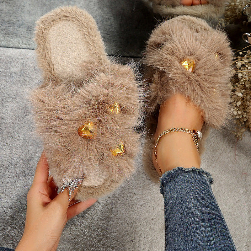 Premium flat fuzzy slippers for women, autumn/winter 2024 new collection, heart-shaped rhinestone embellished plush cotton house slippers