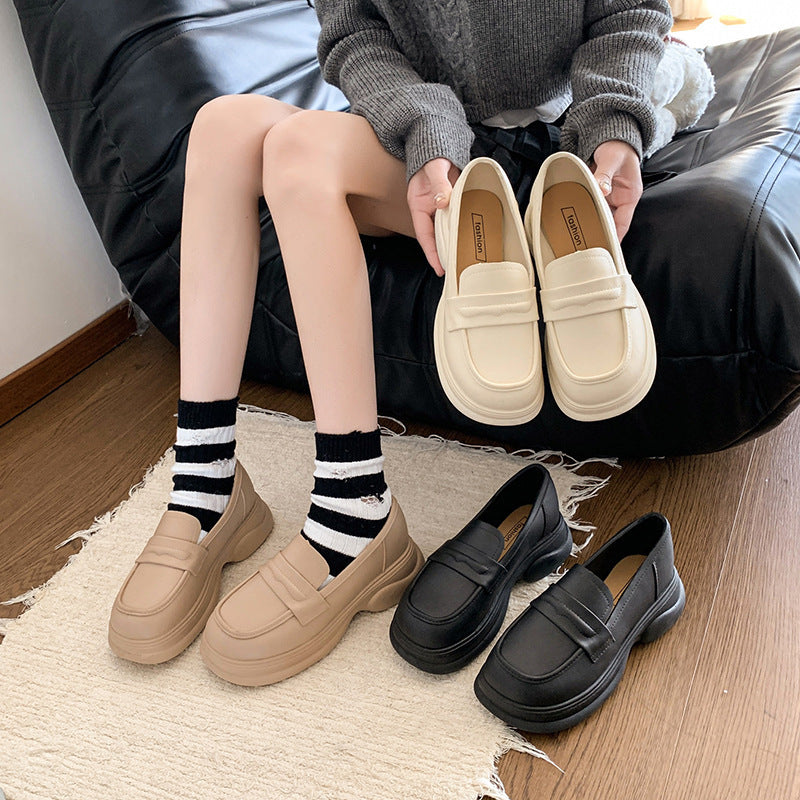 New platform white sneakers for women - spring 2025 collection: chunky sole, french retro, british style, slip-on loafers, and single shoes