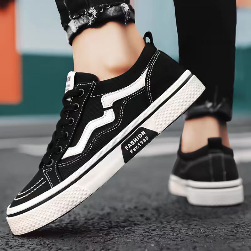 Men's canvas shoes 2025 new winter anti-slip athletic sneakers summer breathable red versatile casual men's shoes