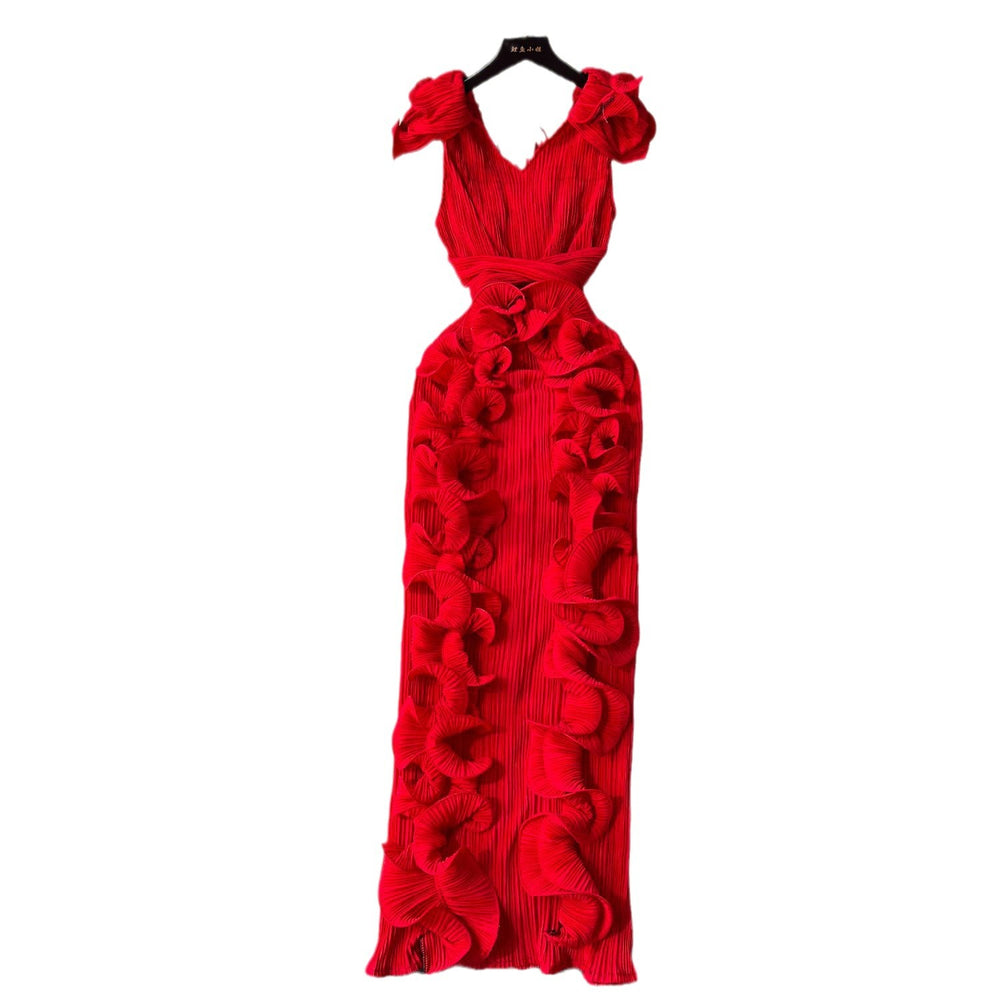 High-end banquet dress, premium affordable luxury, niche pleated three-dimensional ruffle trim, slim-fit long elegant dress for women