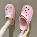2022 new arrival rubber and plastic shit-feeling fashion women's clogs, lightweight non-slip toe shoes, inner and outer wear sandals