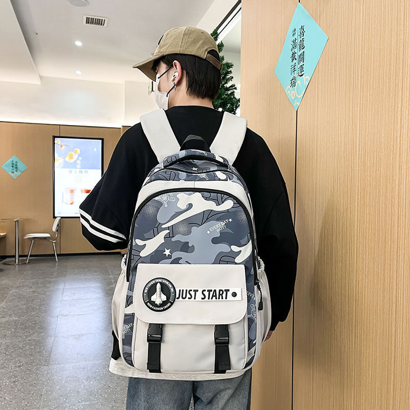 New small camouflage large-capacity schoolbag, junior high school student fashion backpack, outdoor lightweight Mori backpack, computer bag