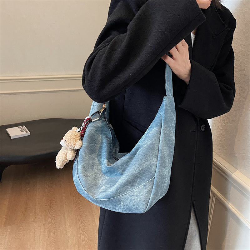 Autumn new large-capacity lazy wind commuter bag casual shoulder bag high texture pendant messenger bag tote bag