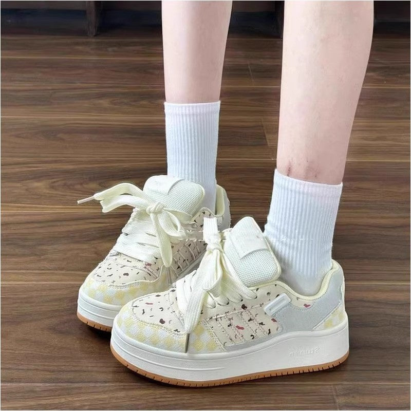 Niche style cranberry bread shoes female students white shoes2026 spring autumnew arrivaleasiest for matchcasual sports shoes