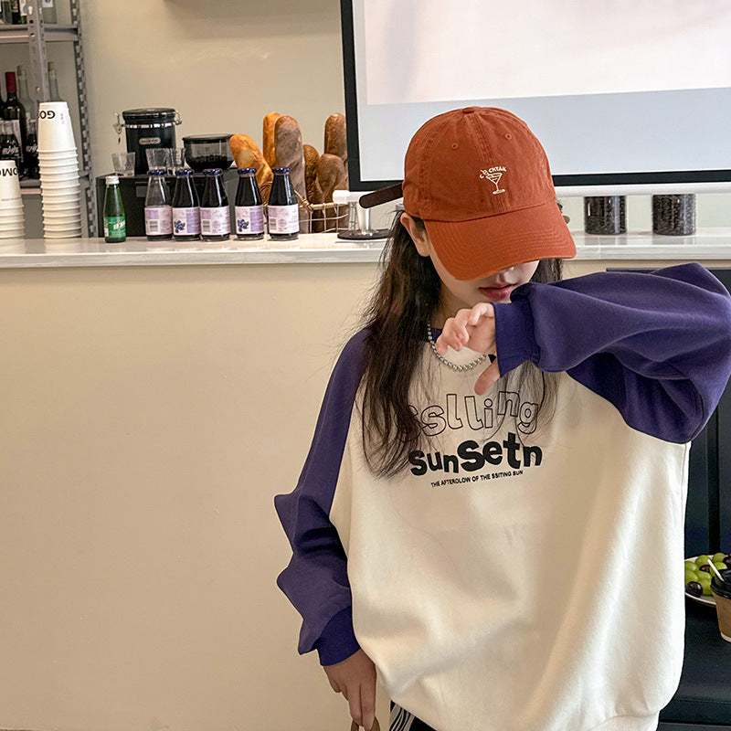 Girls' sweatshirt - new autumn  collection - casual, loose-fit crewneck top with color block raglan sleeves and print - suitable for mid-to-large children - perfect for spring and autumn