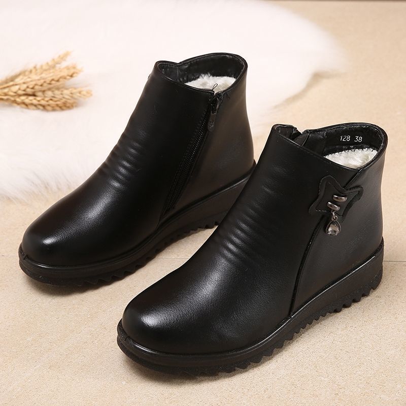 Ladieswear shoes winterfleece-lined soft leather cotton shoes women's heattechnon-slipflats middle-aged leather shoes soft bottom middle-aged and elderly short boots