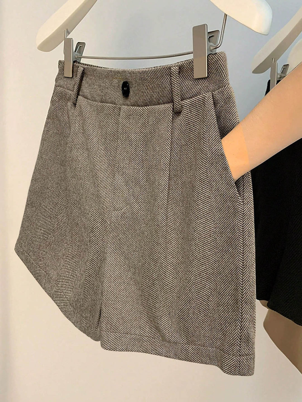 Exportfashion retro herringbone pattern high waist waist twill material side pocket easiest for match age-reducingshorts