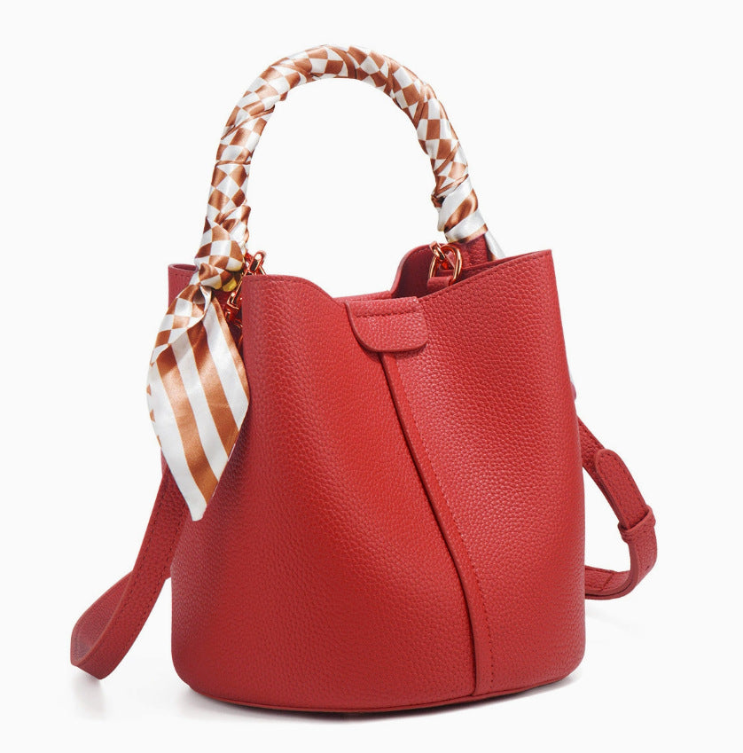 Bucket bag women's small bag 2025 new spring/summer niche design commuter bag handbag high-end crossbody bag