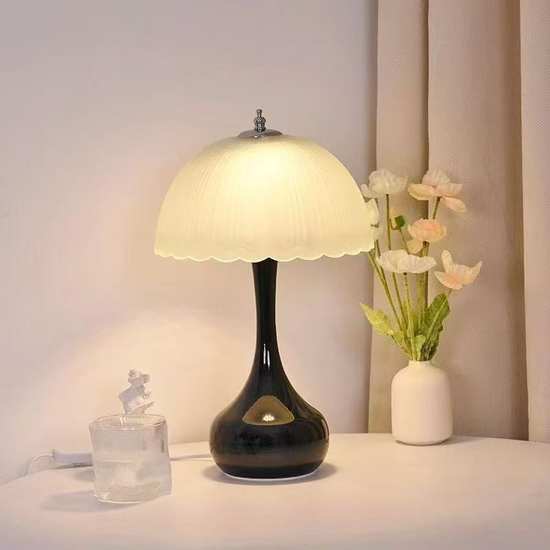 Creamy yellow decorative table lamp for kids' room - bright glass bedroom bedside e27 lamp for girls' bedroom