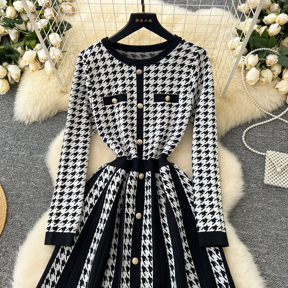 Accessible luxuryfall and winter tweed styledressfashion metal buckle waist contrast colorpleated chidori gridsknitting bottom skirt
