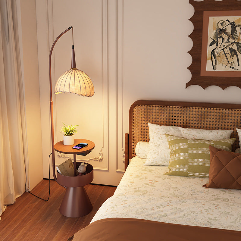 Popular medieval style floor lamp functional grapefruit floor lamp retro atmosphere lamp decorative lamp living room fishing lamp