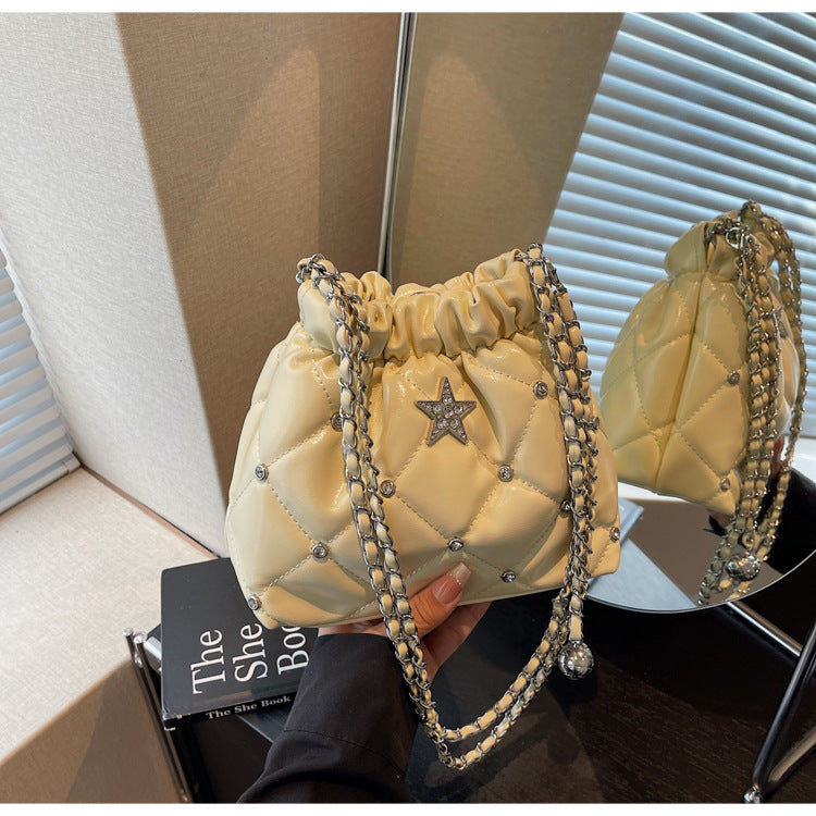 Cross-border niche bags women's 2025 new summer versatile diamond chain messenger bag casual explosive bucket bag