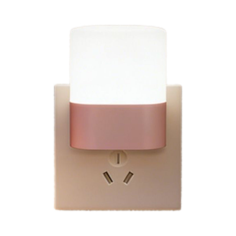 Light-controlled sensor light plug-in night light, which lights up at night, night use, bedroom bedside sleep light, energy-saving light for the elderly to wake up at night