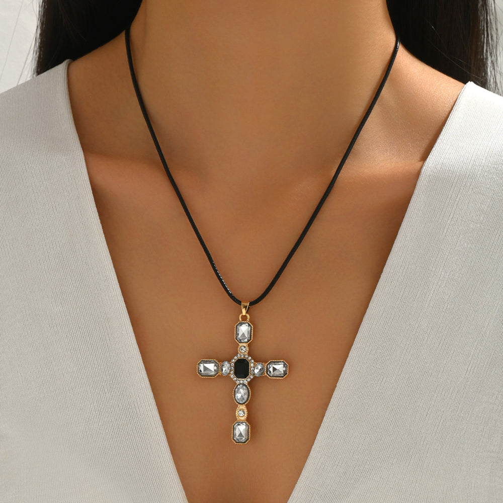 Wholesale cross necklaces - cross-border vintage hip-hop jewelry, unique & high-end punk diamond pendant necklaces