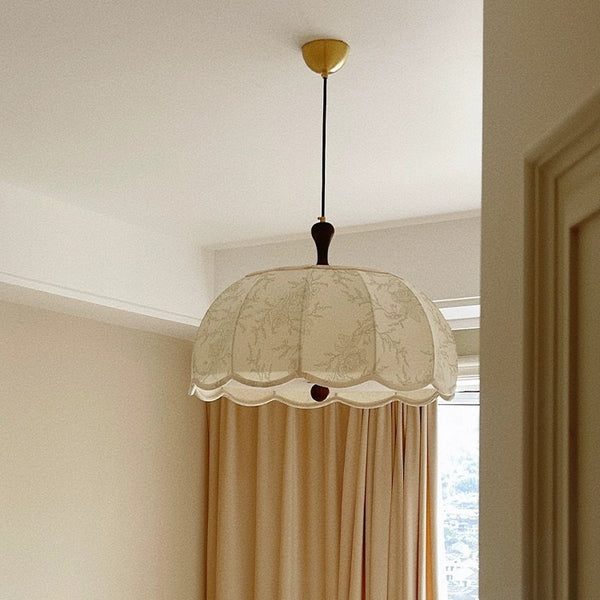 Retro French style bedroom fabric chandelier pattern medieval restaurant bar Nanyang solid wood romantic room main lamp