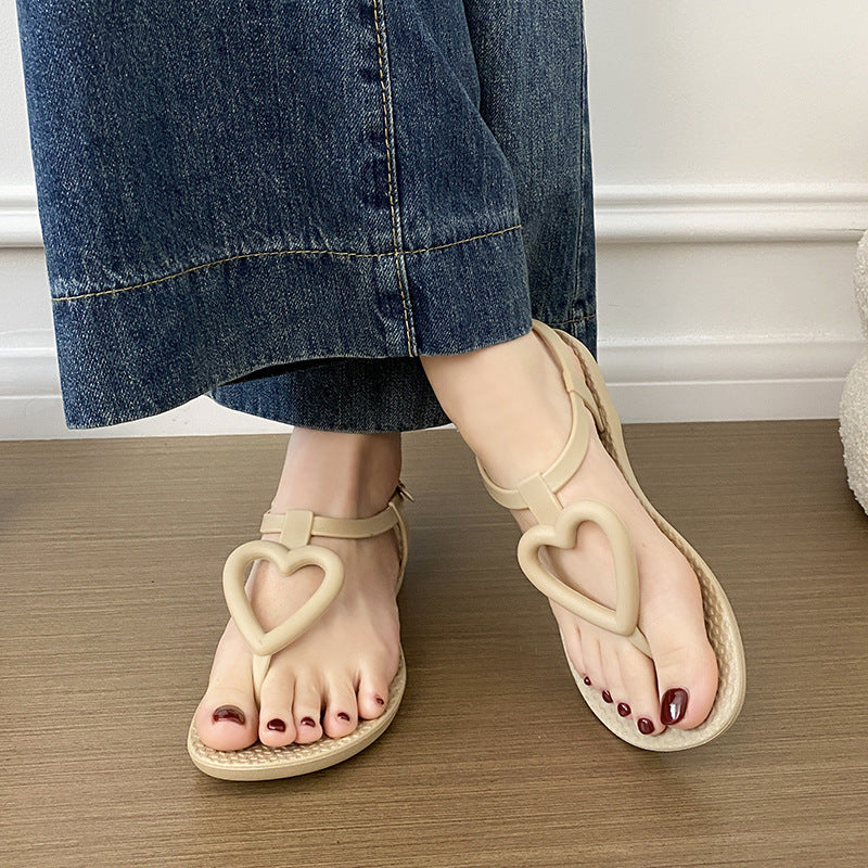new arrival women's summer outwear non-slip heartflats beach one-piece flip-flop women's sandals