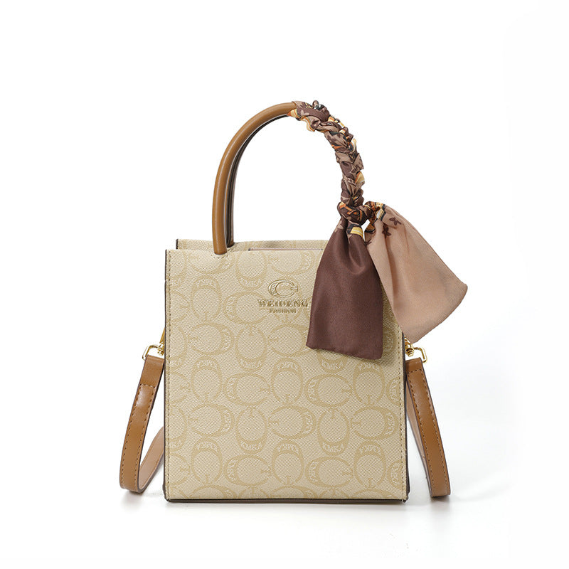 French portable high-end temperament bag women 2025 new presbyopia high-end trend ins Internet celebrity messenger bag