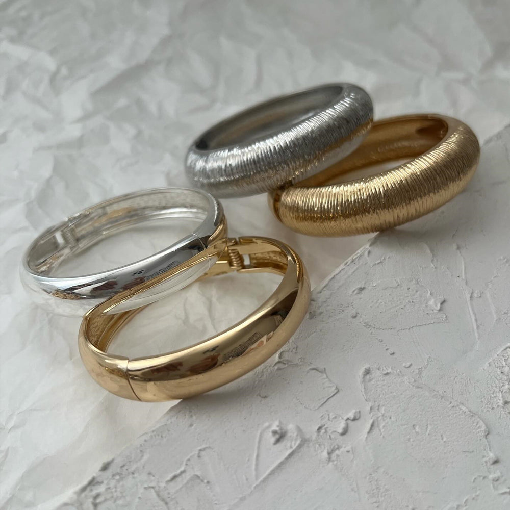 Open bangle wholesale - european & american cross-border fashion jewelry - smooth, minimalist metal style - wide round spring bracelet for women