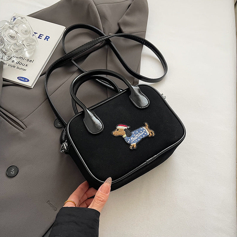 Cross-border hand carry fashion versatile bag women's 2025 new trend leisure bag high-end niche design shoulder bag