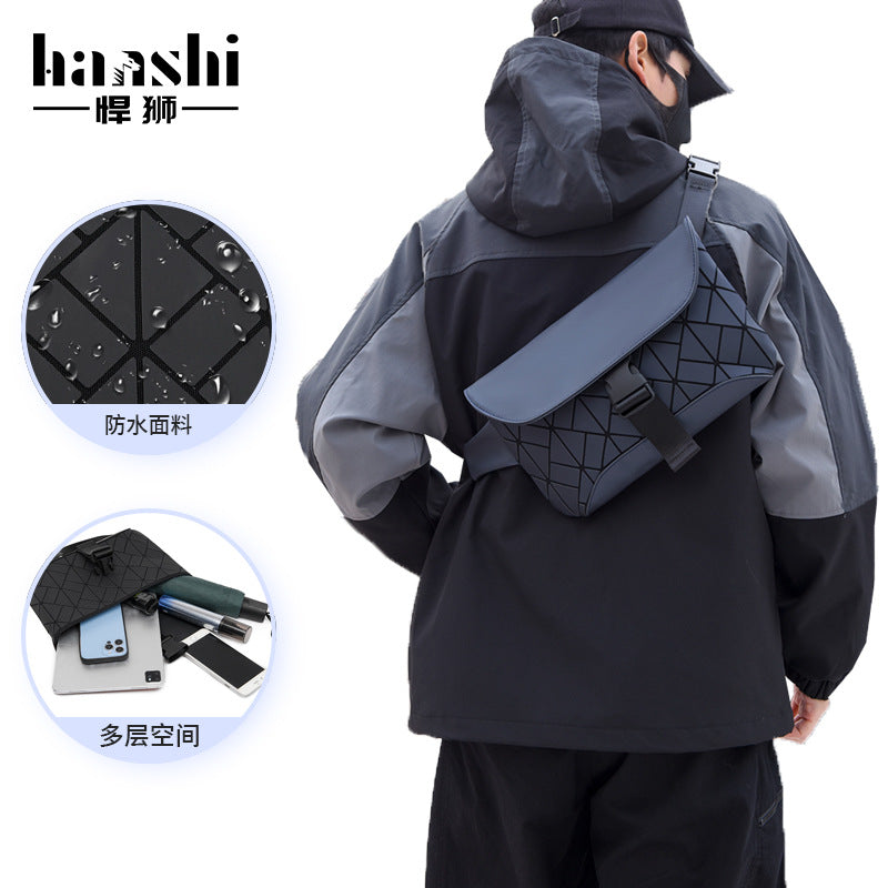 Fashion Men's Crossbody Bag Premium Sense Chest Bag Casual Fanny Bag One Shoulder Waterproof Men's Bag Travel Women's Shoulder Bag Tide