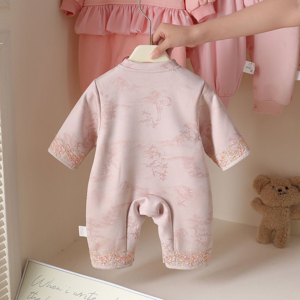 Winter newborn hundred days feng man baby winter clothes baby heattech one-piece clothes one year old dress rompers