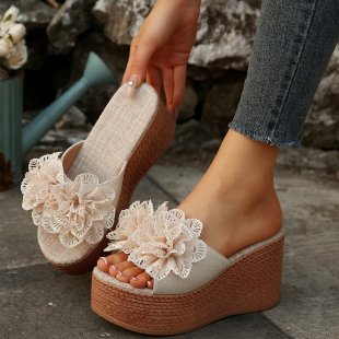 summernew arrivalexport wedge thick bottom slippers women's large size one-shaped flower waterproof platform sandals wholesale