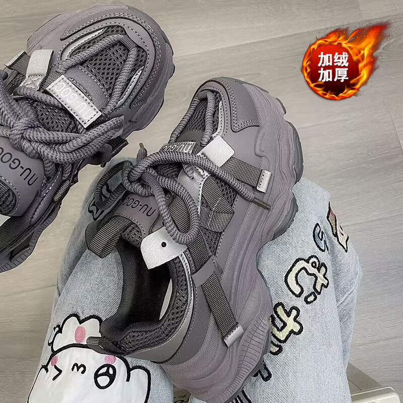 Fleece-lined chunky sneakers for women, platform sneakers, new versatile style for petite women, height-increasing casual shoes for spring, autumn, and winter 2026