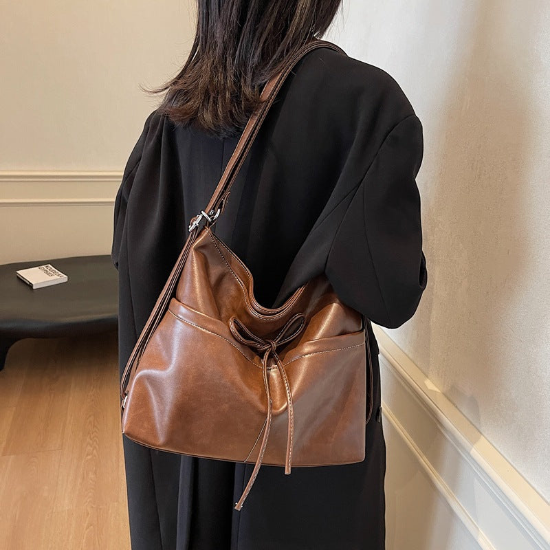 Fashion and foreign shoulder bag, large-capacity tote bag, casual big bag, women's 2025 new class commuter messenger bag