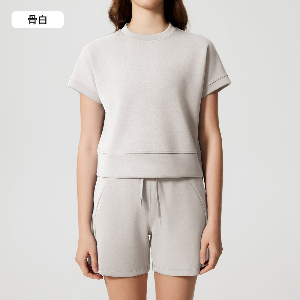 Women's casual activewear set: loose-fit breathable short-sleeve t-shirt & air layer shorts - perfect for yoga & workout
