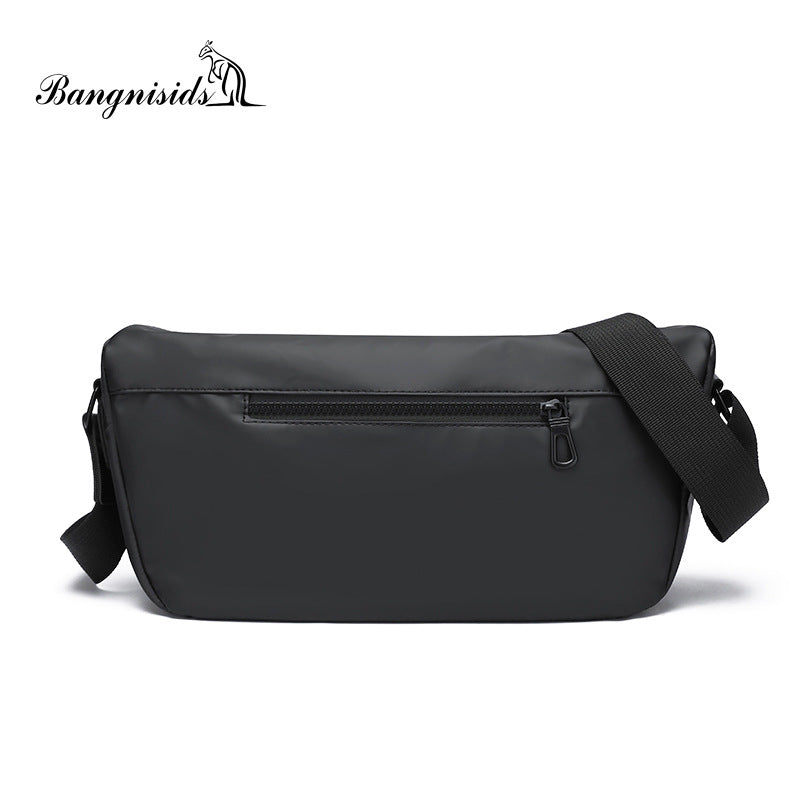 Spring new models, men's black shoulder bag, fashionable and simple, solid color versatile, large-capacity messenger bag, sports bag.